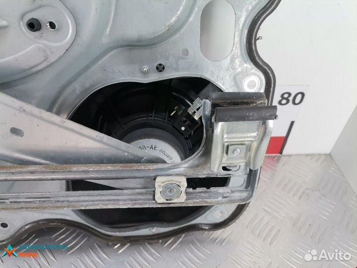 Стеклоподъемник передний правый Ford Focus 1738646