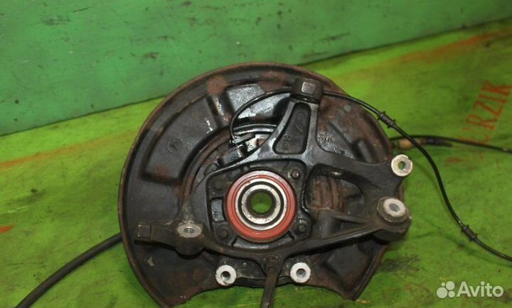 Кулак подвески задний правый Mercedes E-Class S211