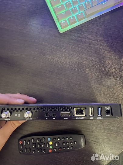 Ресивер триколор тв gs b527 4K