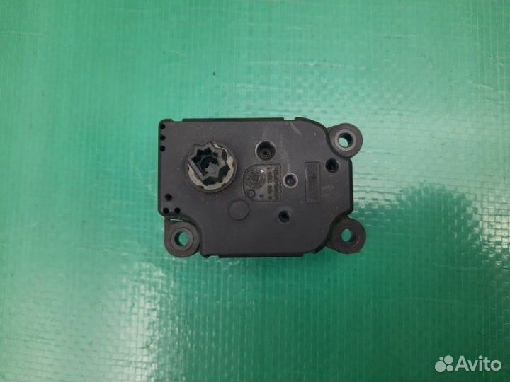 Моторчик заслонки печки Ford Focus 2