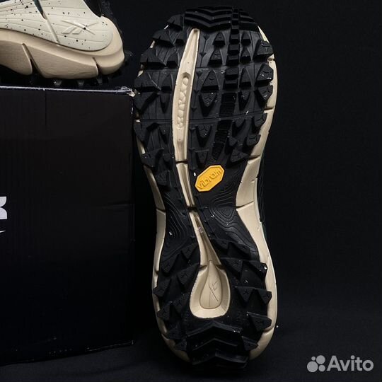 Кроссовки зимние Reebok Zig Kinetica 2