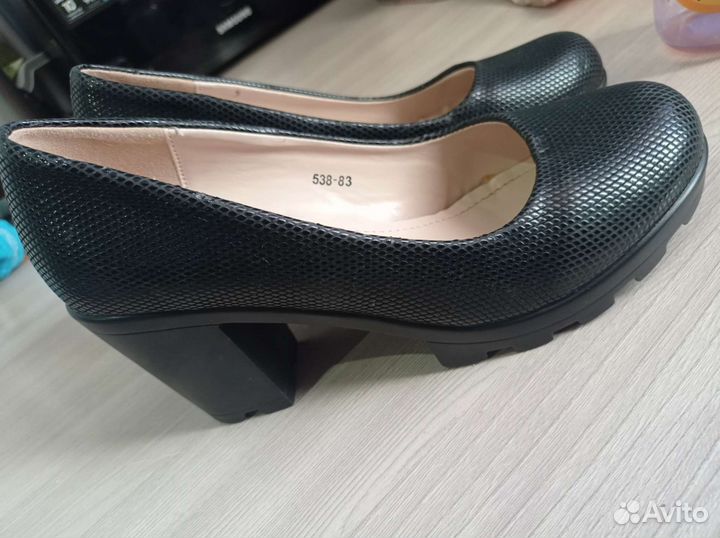 Туфли женские 37 размер новые