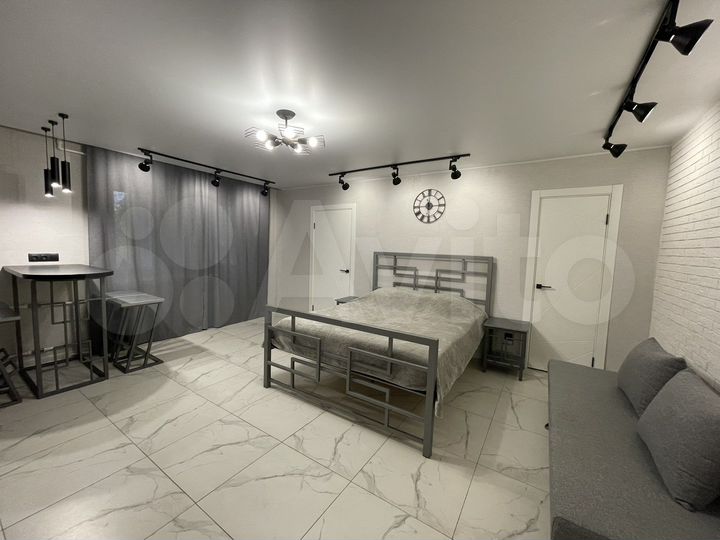 2-к. квартира, 65 м², 4/4 эт.