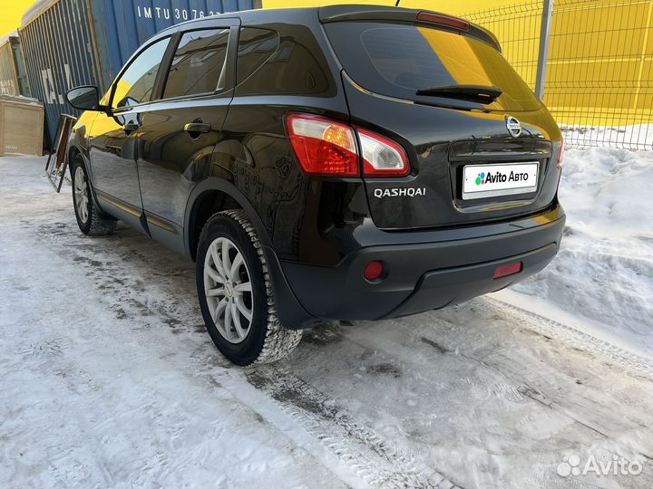 Nissan Qashqai 1.6 CVT, 2012, 175 400 км