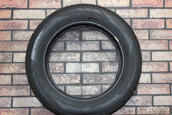 Nokian Tyres Hakkapeliitta R2 SUV 225/50 R18