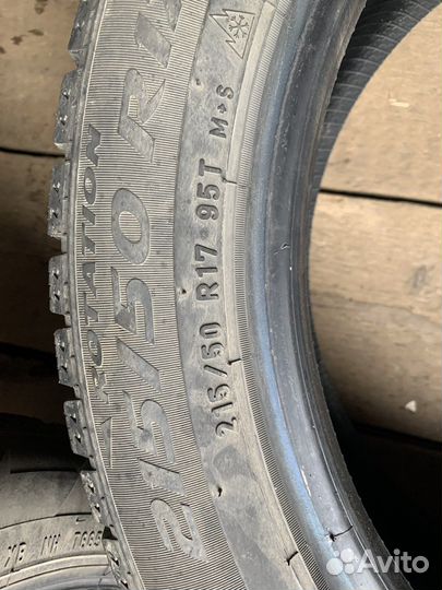 Pirelli Ice Zero 215/50 R17