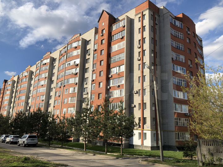 2-к. квартира, 71 м², 10/10 эт.