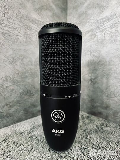 Микрофон AKG P120