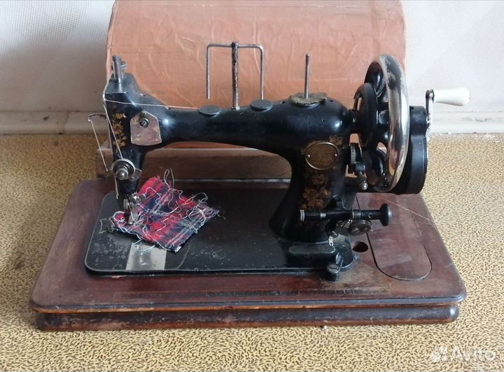 Швейная машина Clemens Muller Dresden