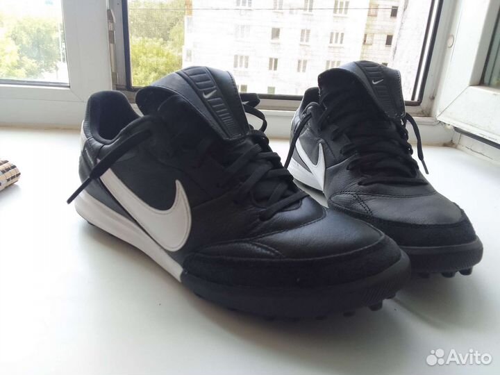 Бутцы Сороконожки Nike Premier lll TF