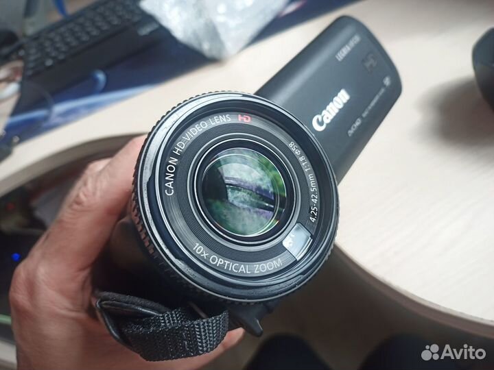 Видеокамера Canon legria HF G10