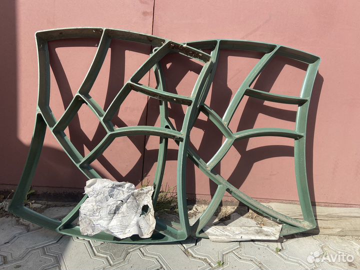 Форма для садовой дорожки