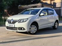 Renault Sandero 1.6 MT, 2017, 99 049 км, с пробегом, цена 890 000 руб.