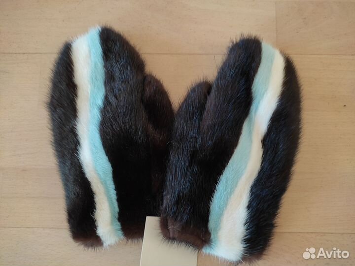 Норковые варежки новые