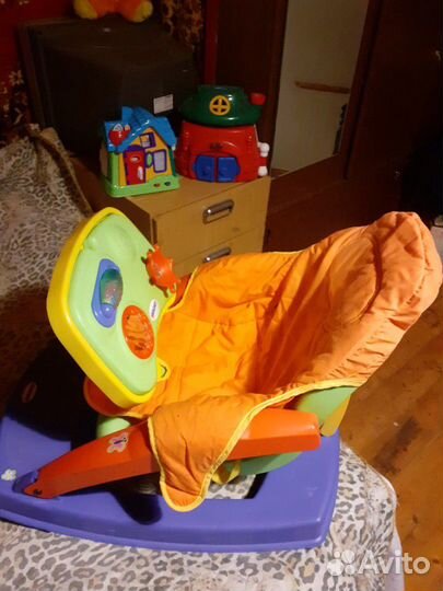 Стульчик для кормления и для игр