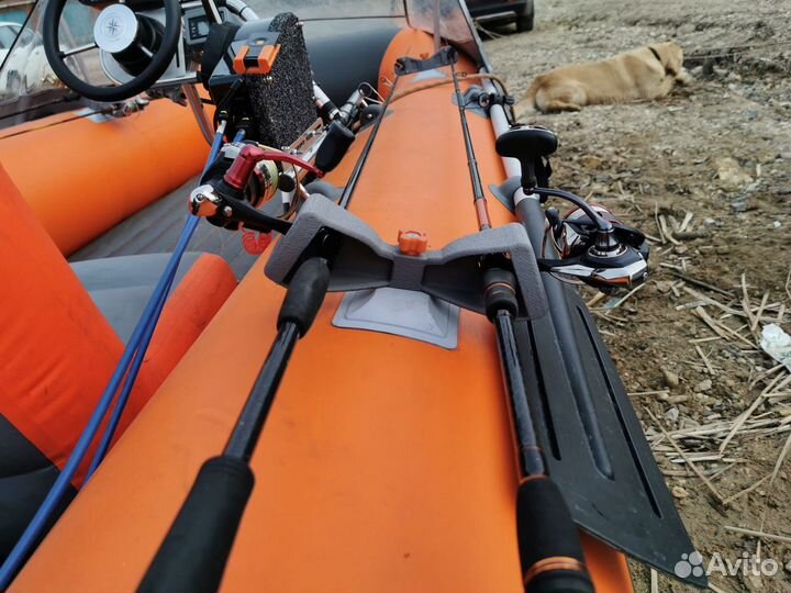 Держатель для спиннингов 