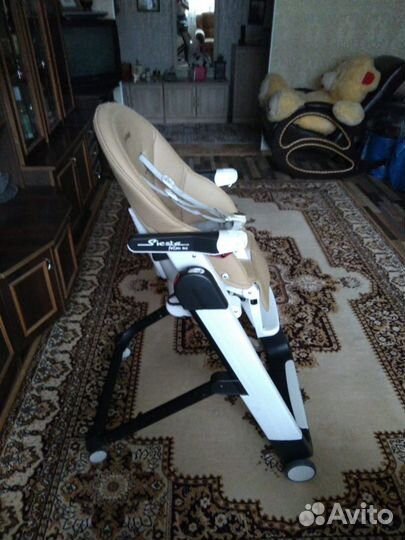 Стульчик для кормления peg perego