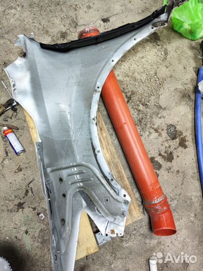 Крыло переднее правое Mazda cx 9