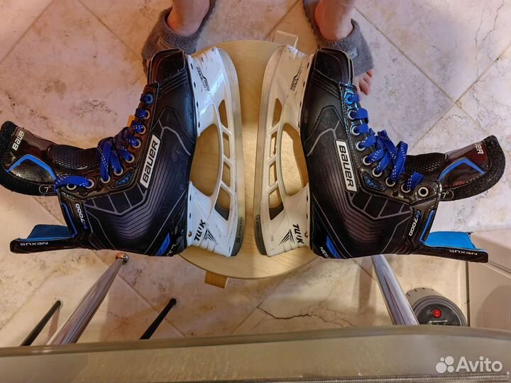 Хоккейные коньки bauer nexus