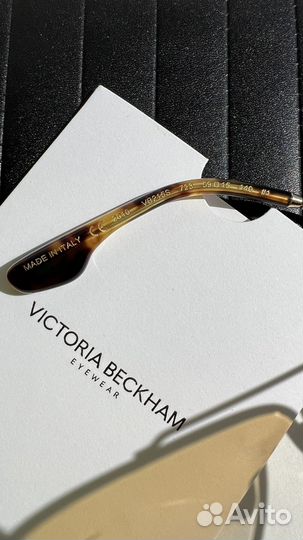 Солнцезащитные очки victoria beckham