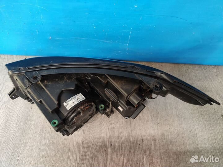 Фара правая Land Rover Evoque 1 2011