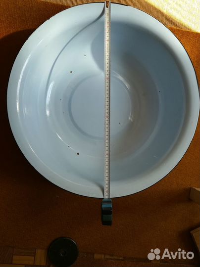 Эмалированные тазы и тазики СССР