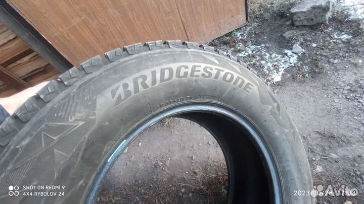 Bridgestone BlizzakDM V2 265/65/17