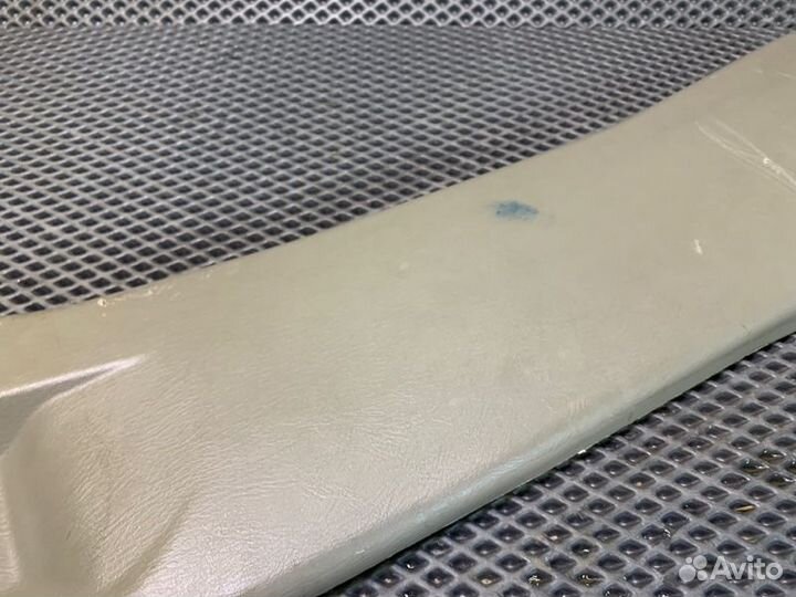 Обшивка стойки лев. Nissan Safari