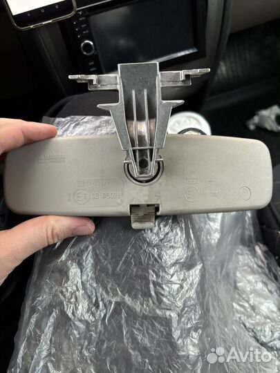 Зеркало заднего вида салонное renault