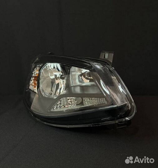Передняя Фара. ваз 1182