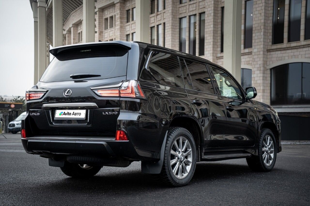 Lexus LX: фото из отзыва