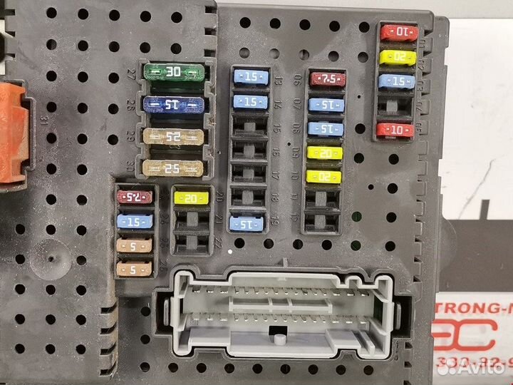 Блок предохранителей для Volvo XC90 1 30786646