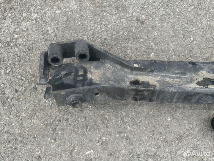 Vw Touareg GP фаркоп оригинальный крепкий