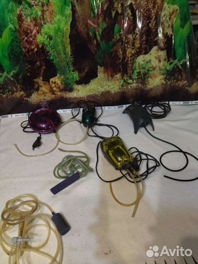 Для аквариума: декор, фильтры, помпы, шланги