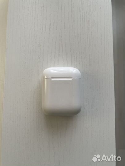Беспроводные наушники apple airpods оригинал б/у