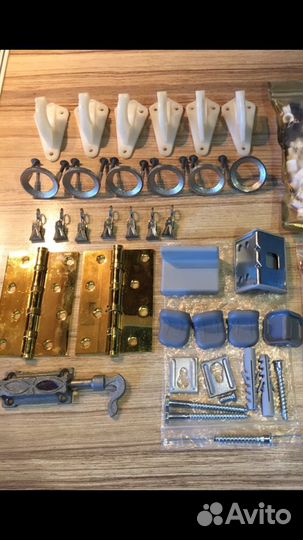Крючки,петли,крепления,ручки,щеколда,прищепки
