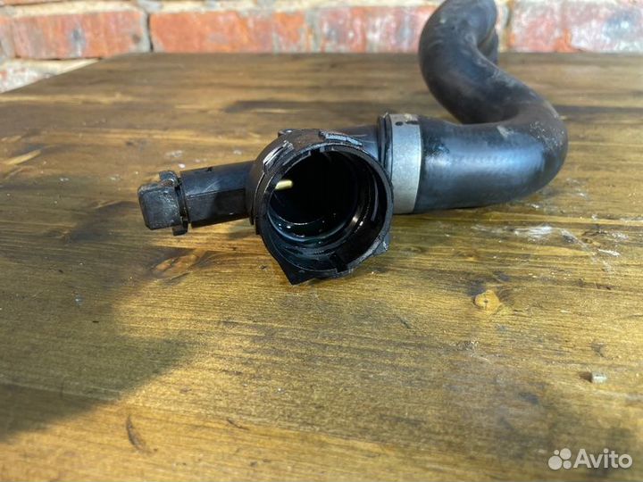 Патрубок Шланг системы охлаждения Bmw 3 E90 N46B20