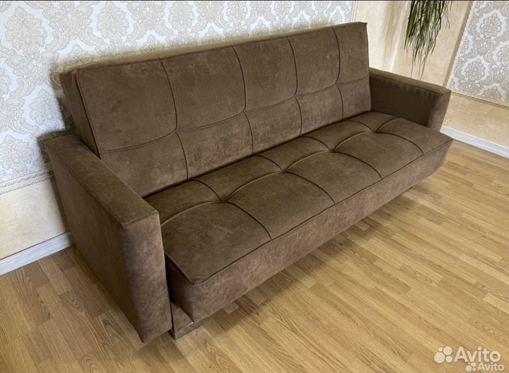 Диван книжка Эрика #5555