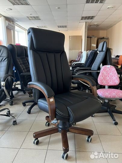 Кресло руководителя натуральная кожа