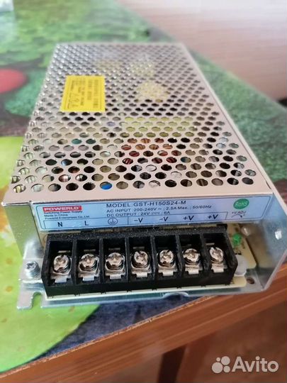 Блок питания gst-h150s24-m новый