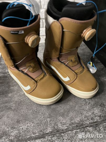 Сноубордические ботинки vans женские