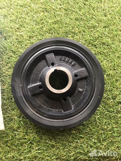 Шкив коленвала mitsubishi 2.5 TD