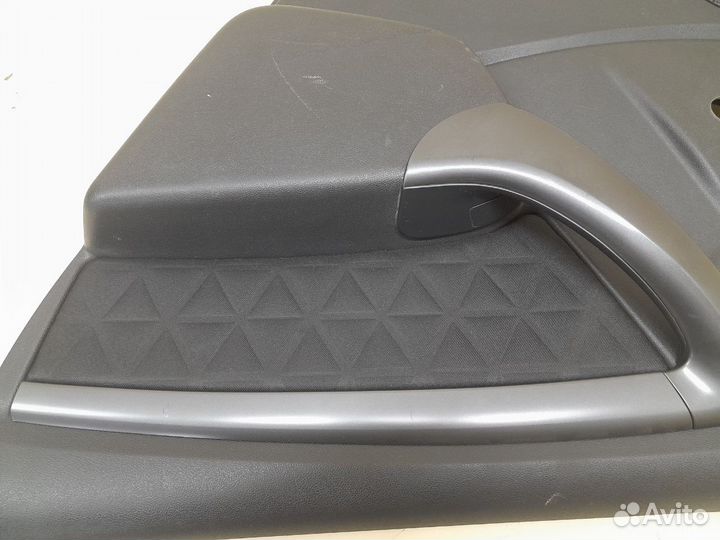 Обшивка двери задней правой Renault Duster 2012