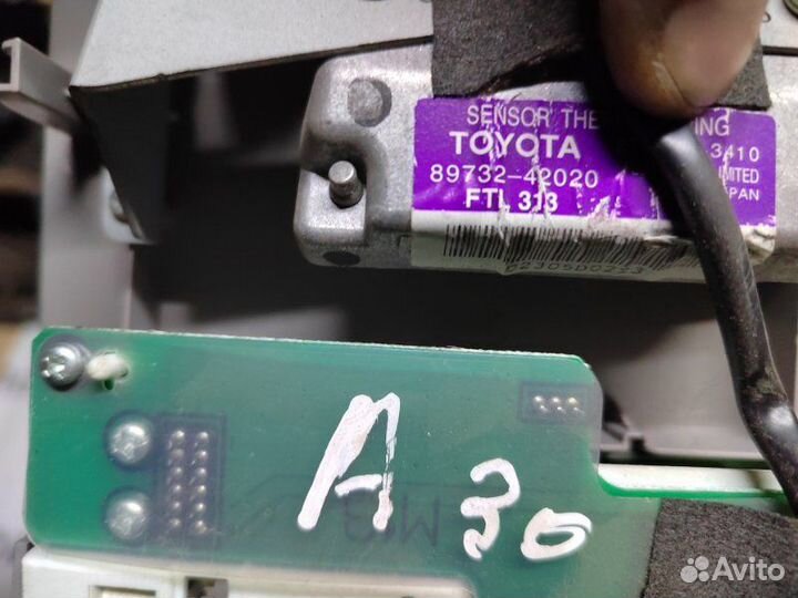 Светильник салона Toyota Rav4 ACA30 2005-2016