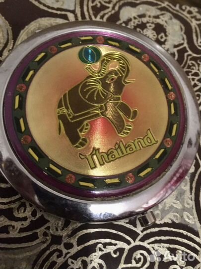 Зеркальце карманное