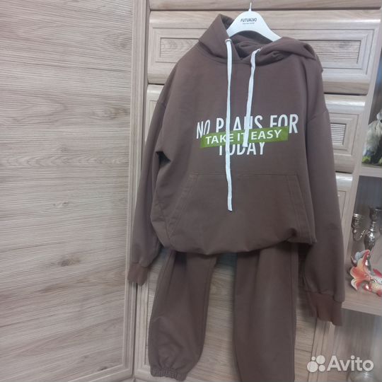 Спортивный костюм