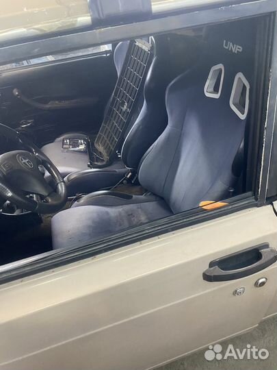 ВАЗ 2107 1.5 МТ, 1988, 100 000 км