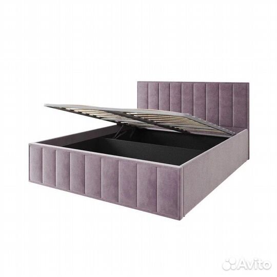 Кровать двуспальная с подьемным механизмом