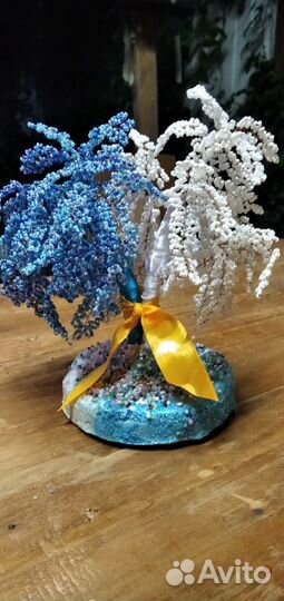 Деревья из бисера