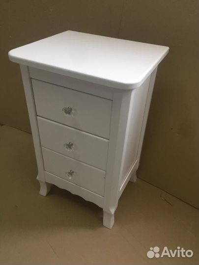 Деревянная тумба